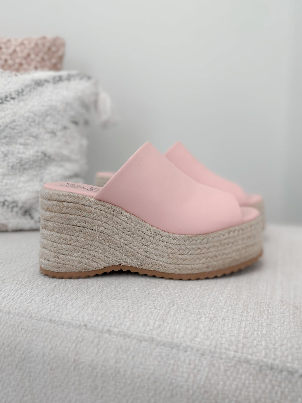 Corine Wedge Sandal in Pink