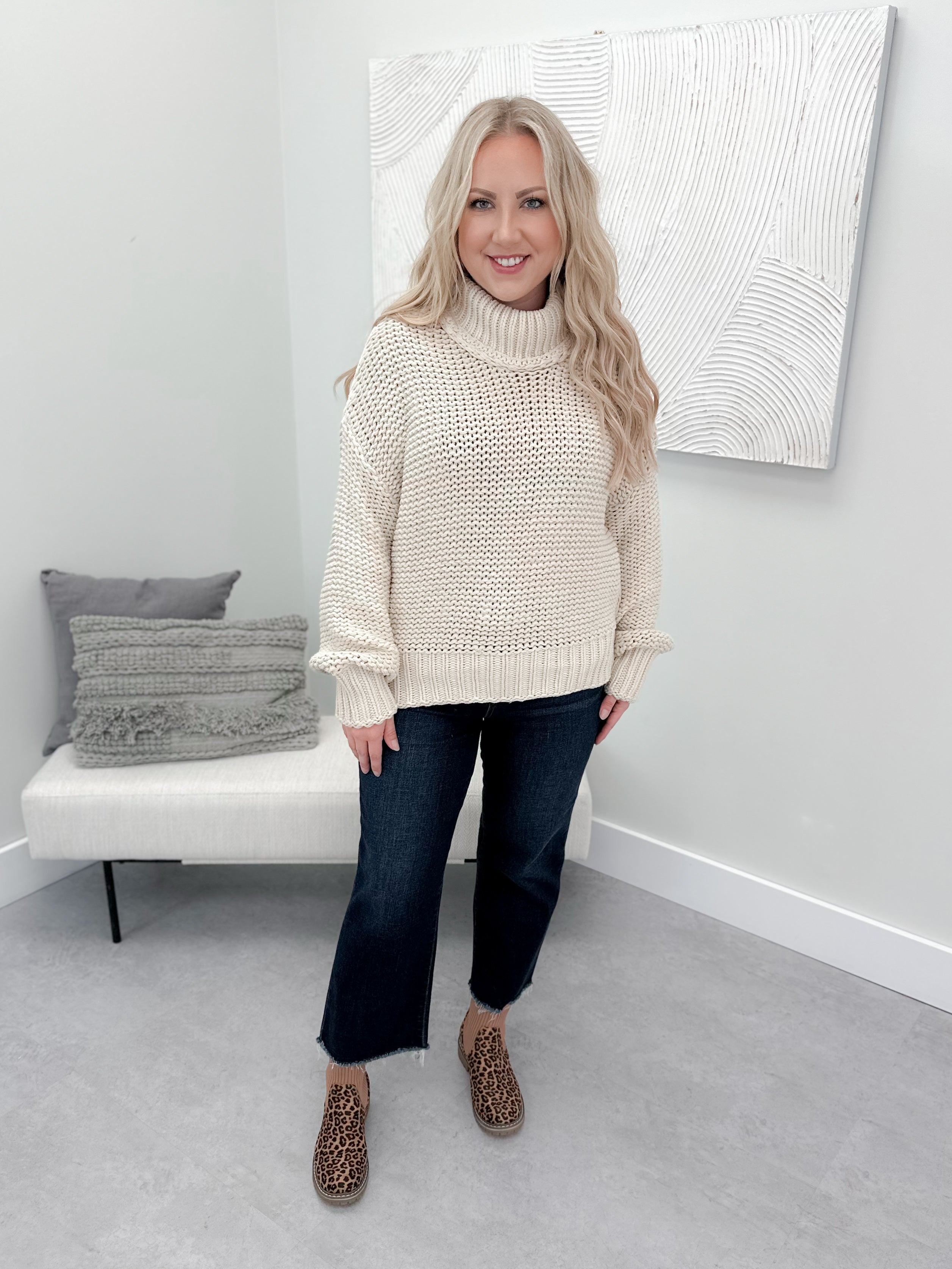 Shadow Chunky Knit Sweater in Sand