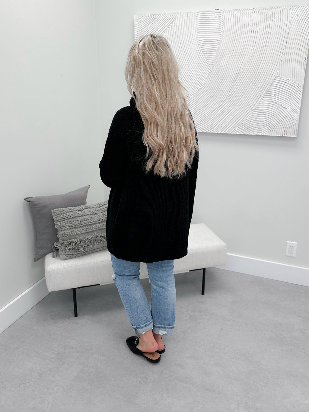 Brigitte Ribbed Tunic Sweater in Black