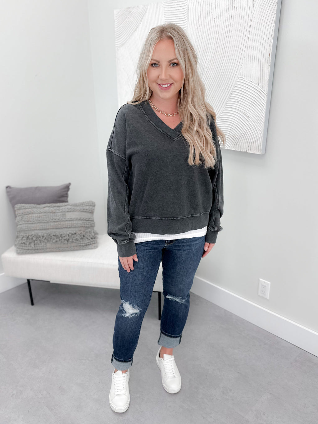 Cottage Pullover in Washed Black