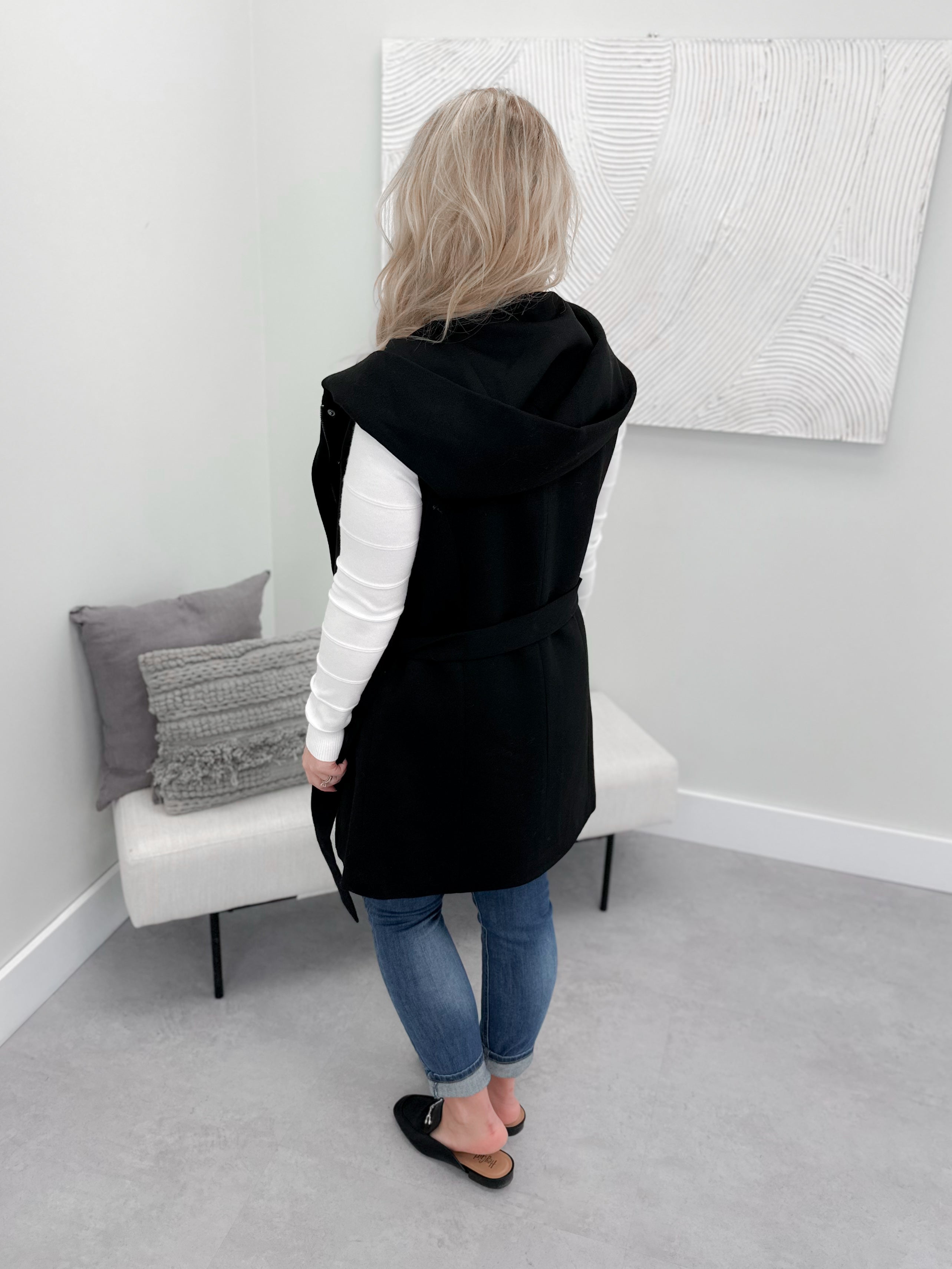Sedona Vest in Black