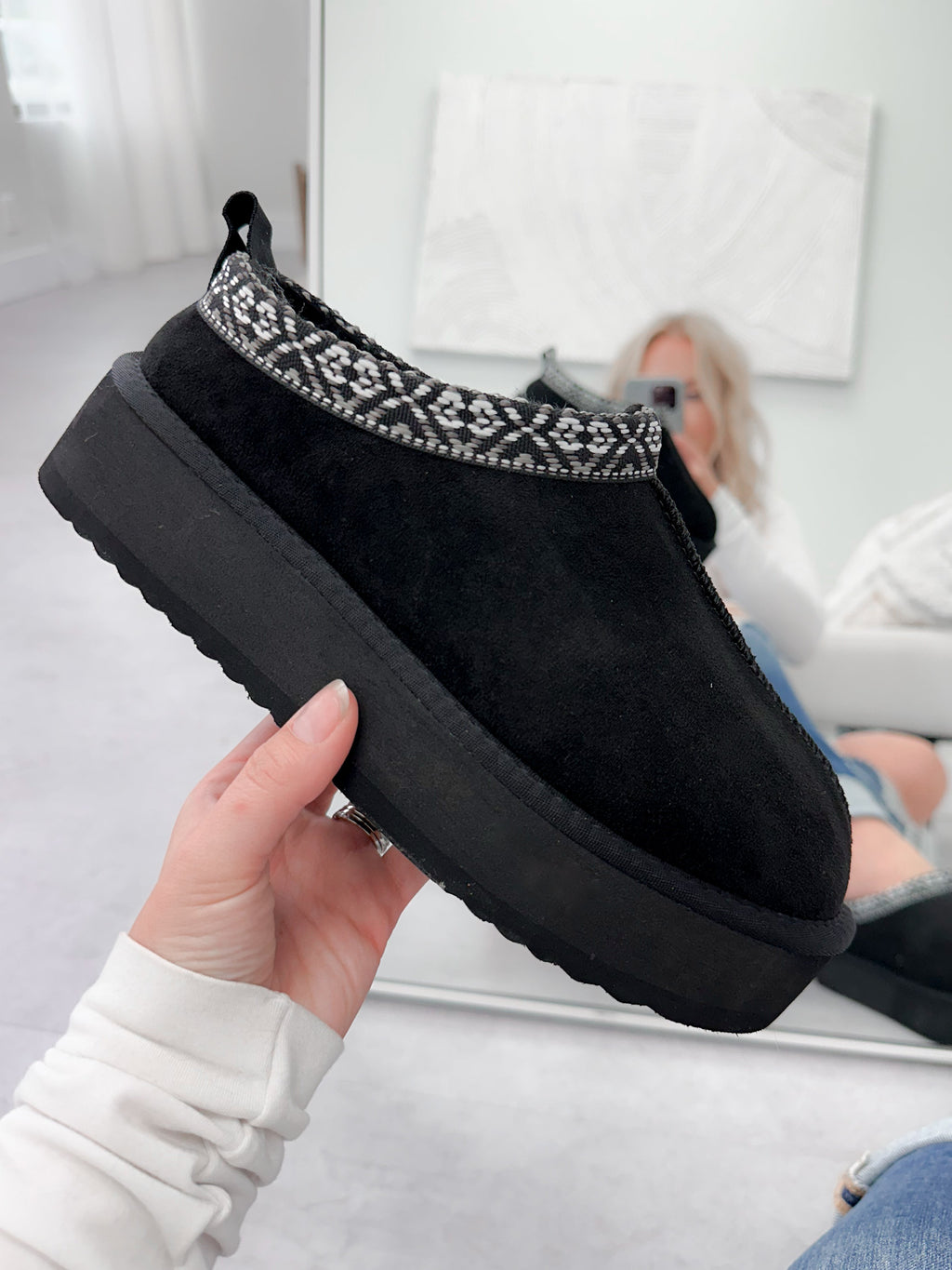 Oasis Bootie in Black