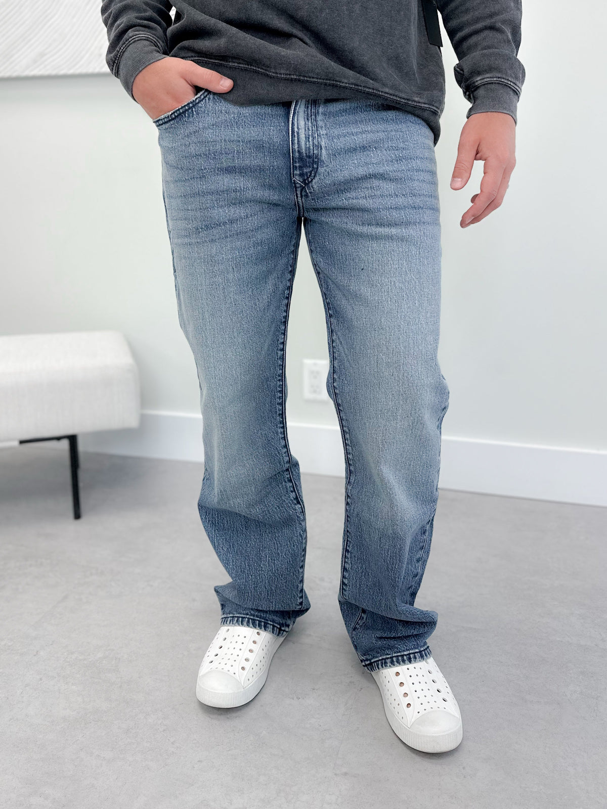 Ashton Mens Jeans in Medium Wash