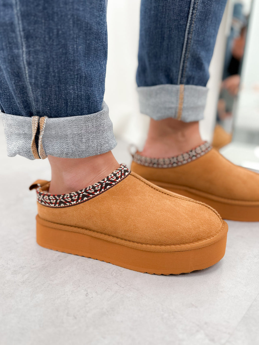 Oasis Bootie in Tan