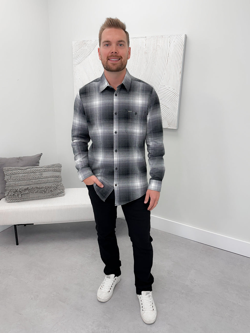 Deklin Mens Flannel Shirt in Charcoal