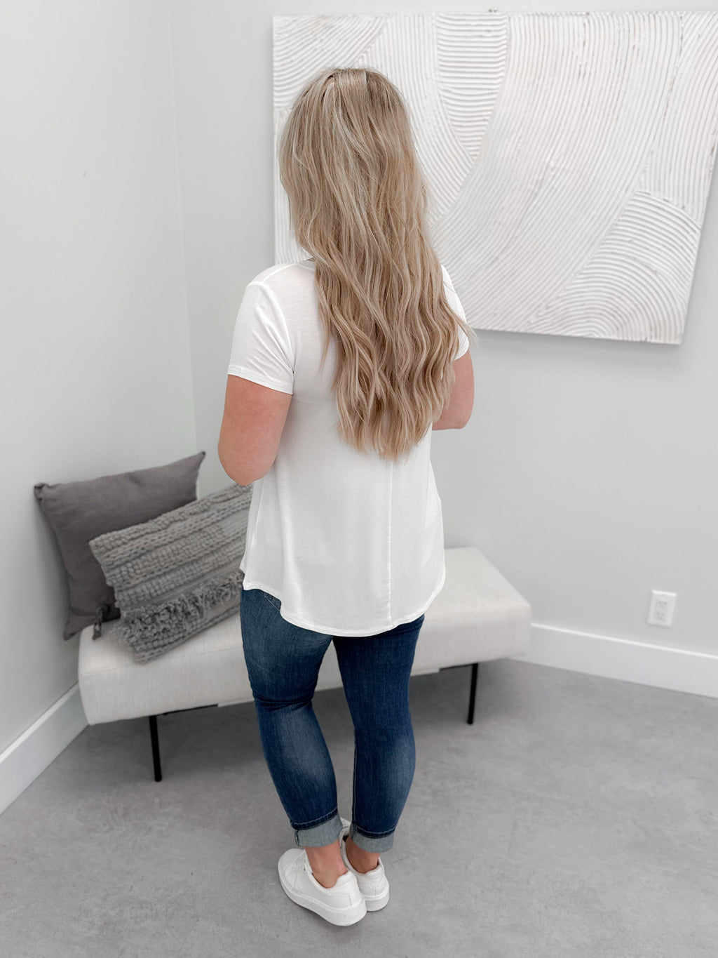 Basic V-Neck Tee in Off White