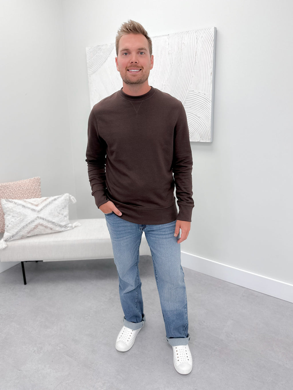 Dobby Mens Pullover in Chocolate