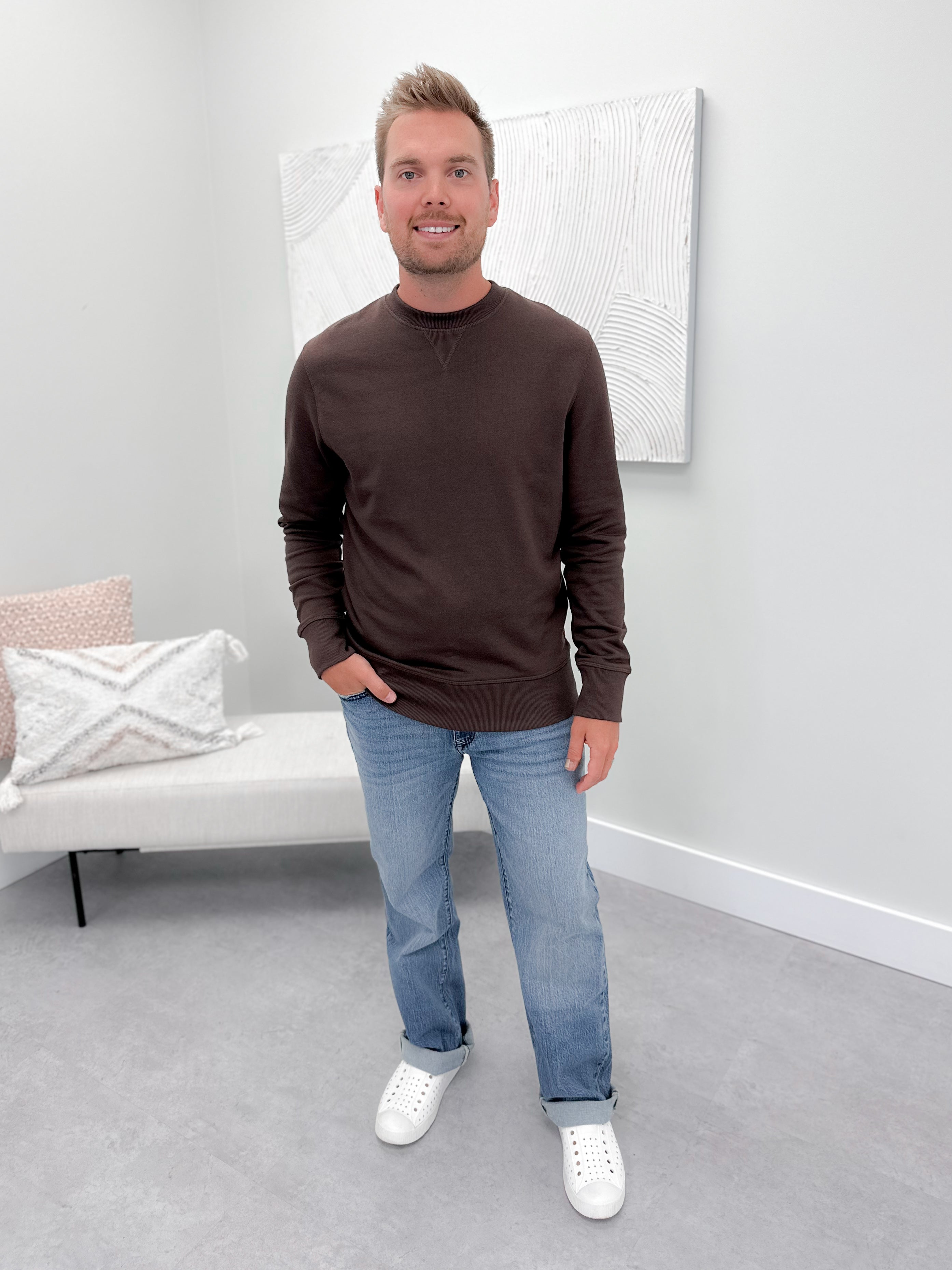 Dobby Mens Pullover in Chocolate