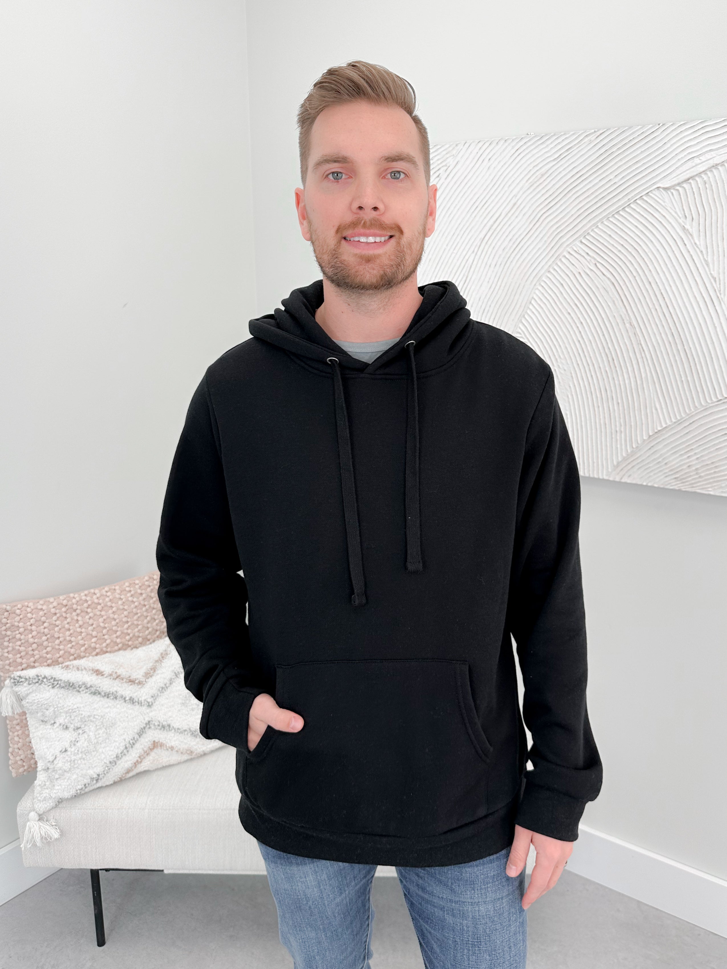 Paxton Hoodie in Black