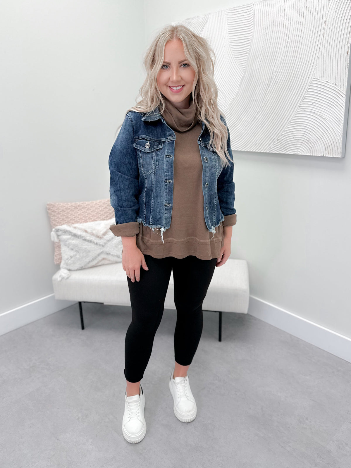 Meadow 2.0 Denim Jacket in Dark Wash