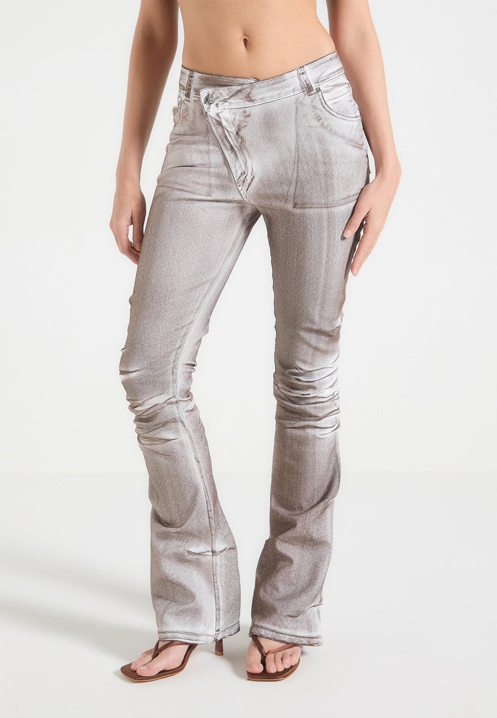 Denim Effect Tacked Fit and Flare Jeans - Brown/White