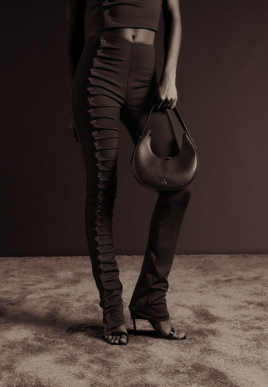 Eyelet Detail Tacked Leggings - Black