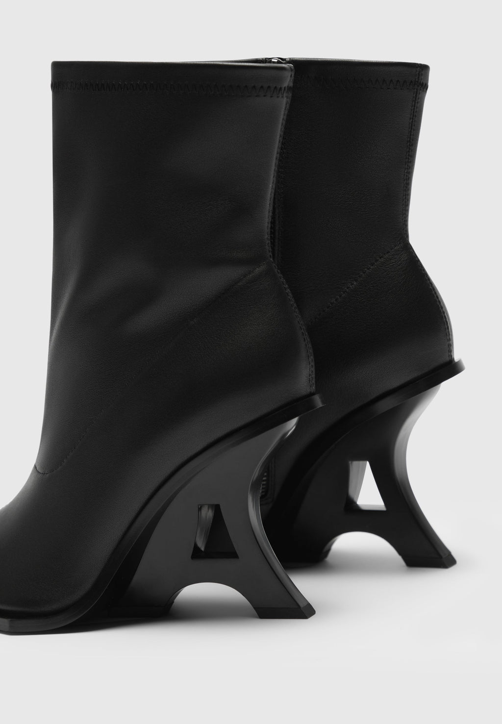 L'Eiffel Heeled Leather Boot - Midnight