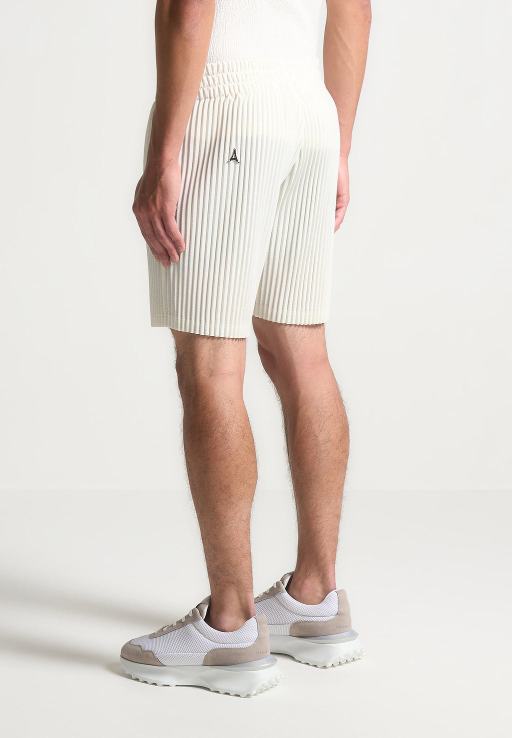 Pleated Shorts - Off White