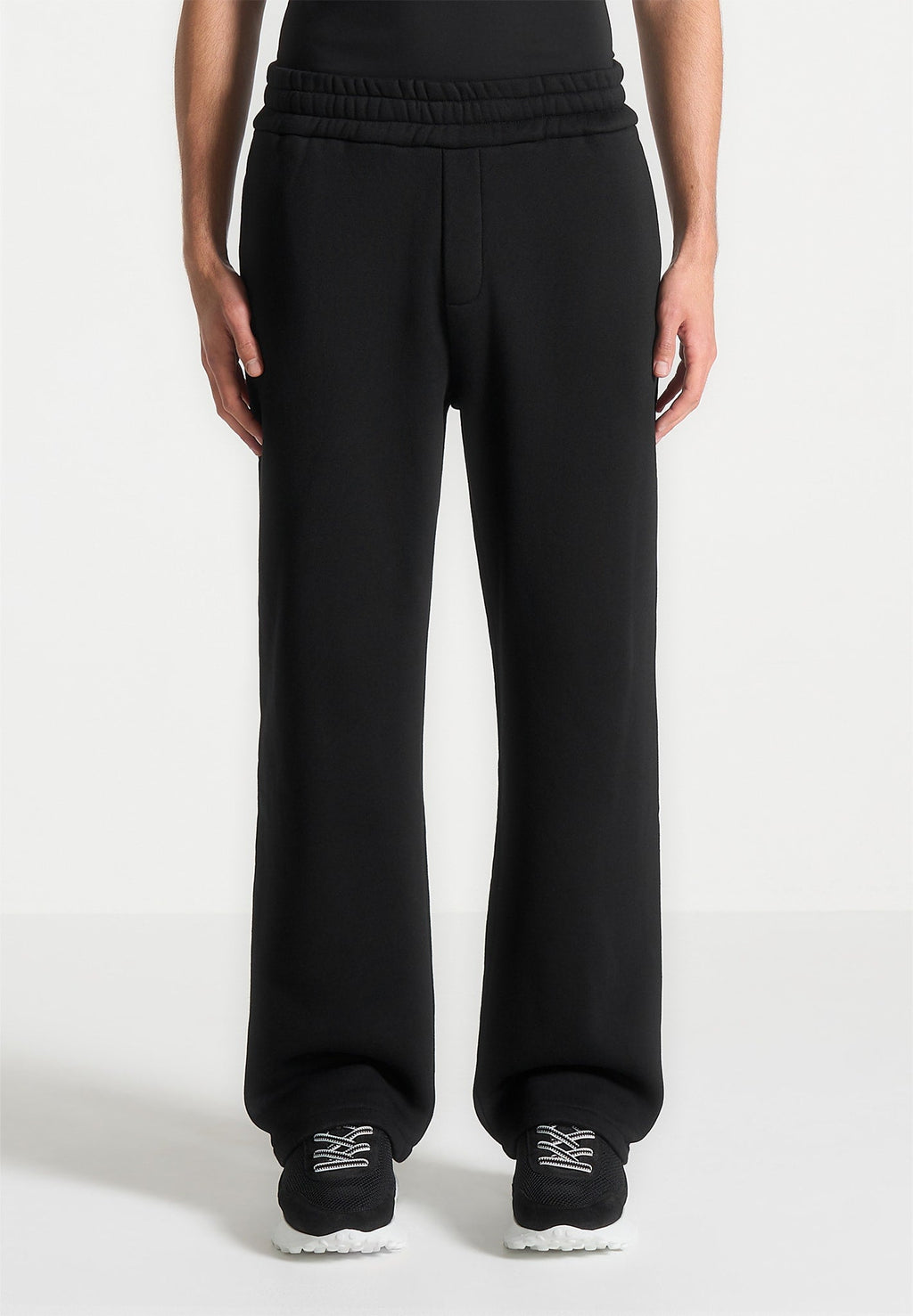 Whipstitch Relaxed Jogger - Black